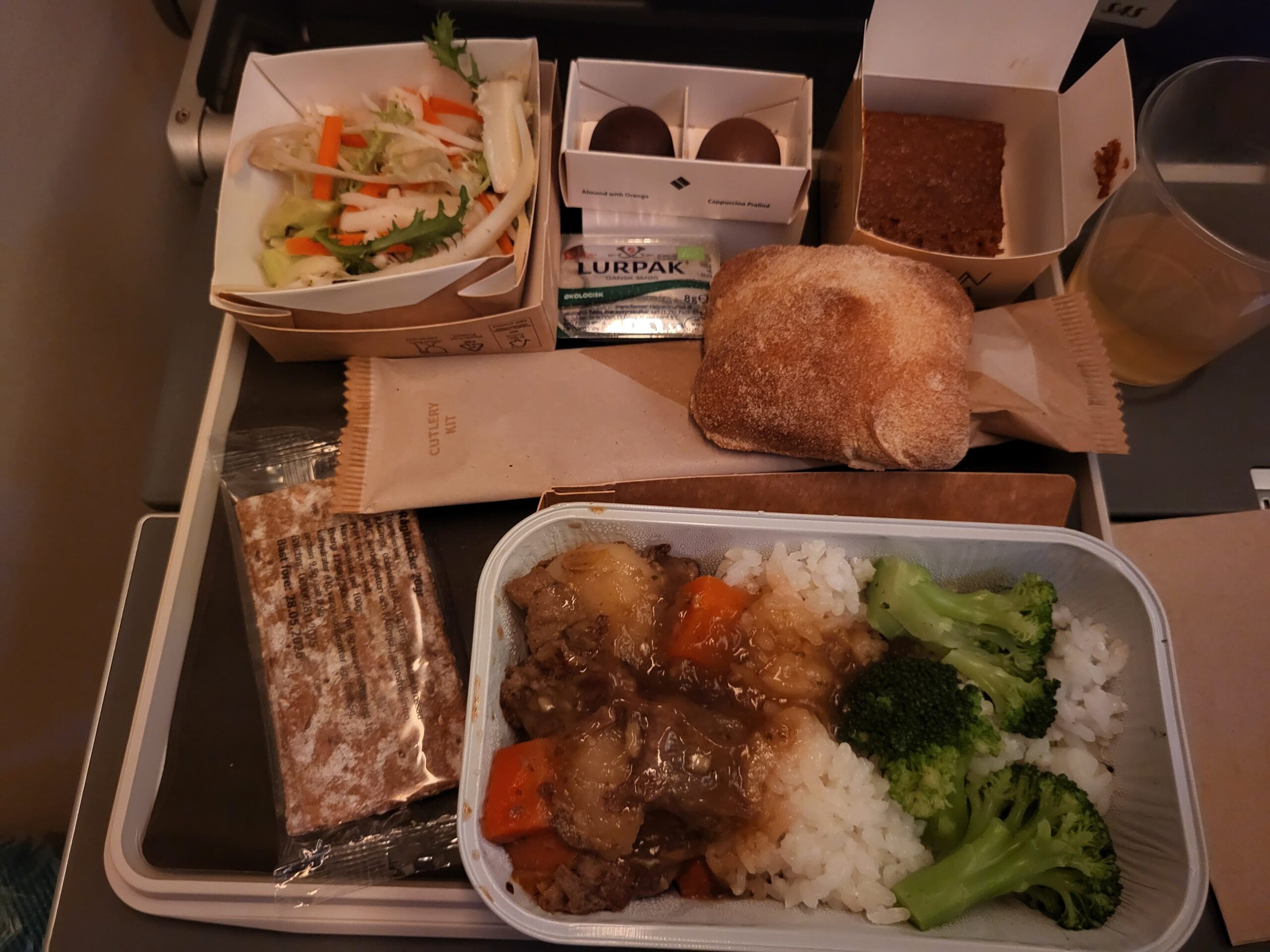 機上晚餐